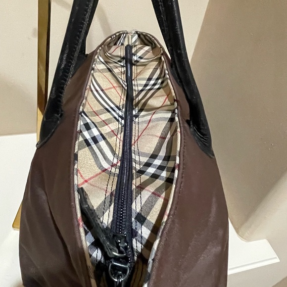 Burberry Of London Brown Nova Checked Classic Tote - Picture 5 of 9